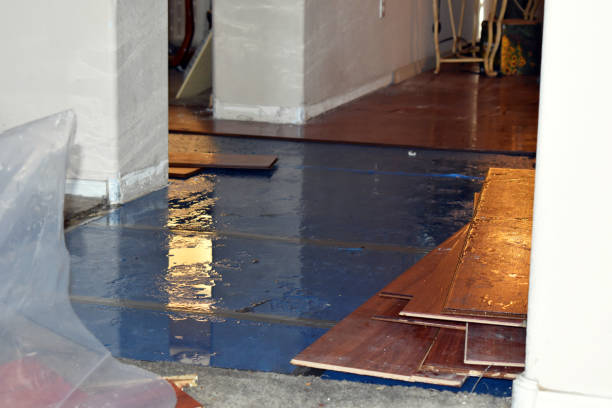 Professional Flood Cleanup technician working in Woodlake, CA
